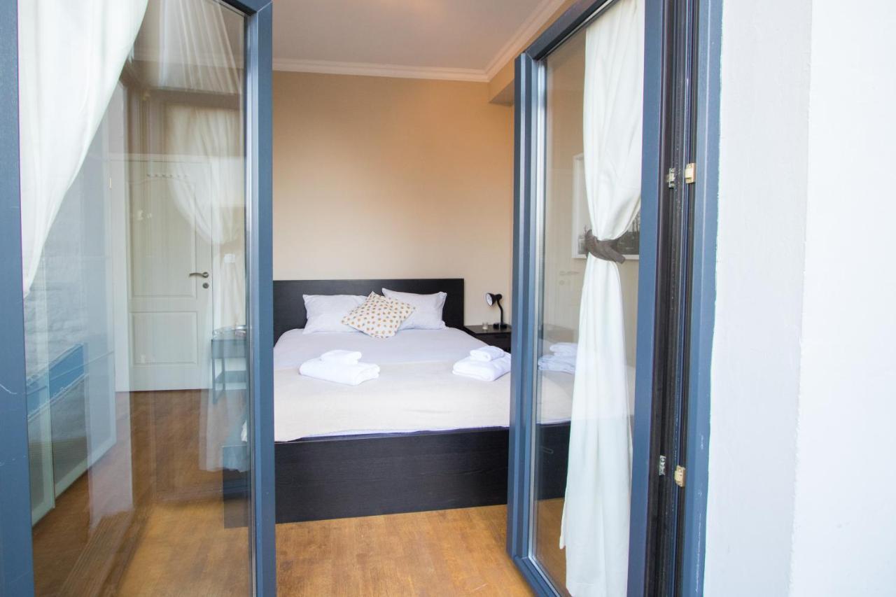 Charming Apartments Near Avenue Louise Брюксел Екстериор снимка